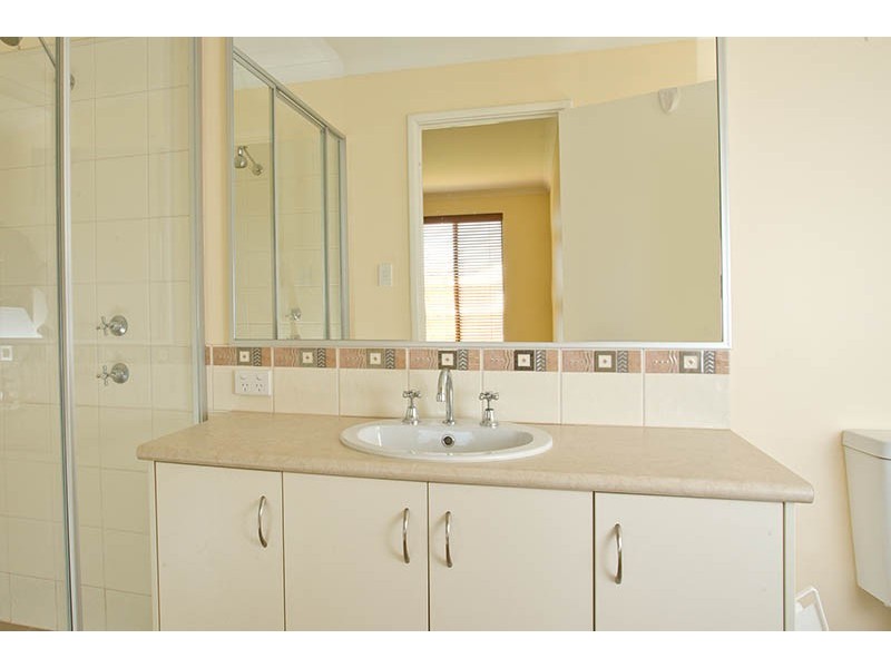 10 Batty Road, Byford WA 6122