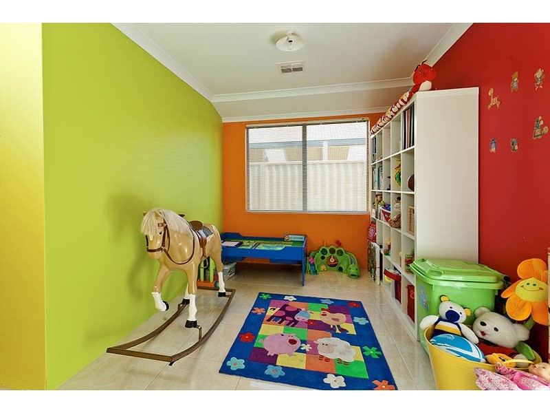 10 Batty Road, Byford WA 6122