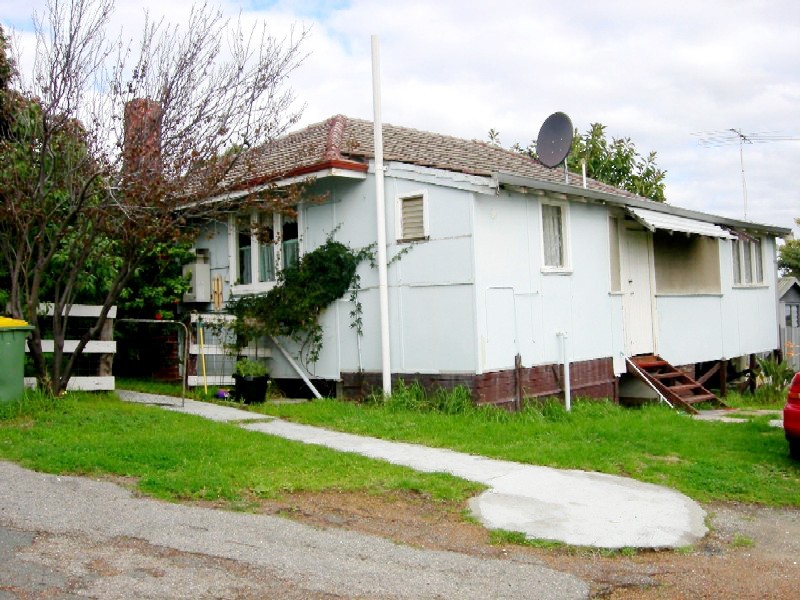 129 South Western Highway, Armadale WA 6112