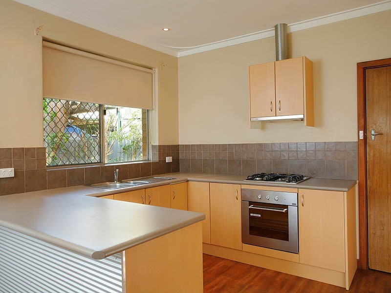 13 James Street, Armadale WA 6112