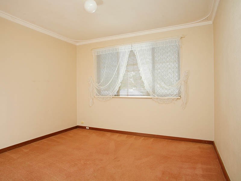 13 James Street, Armadale WA 6112