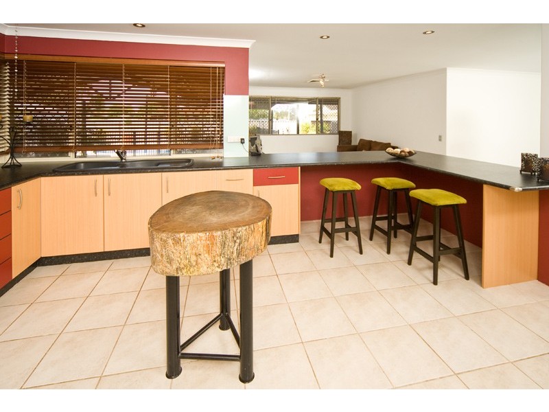 19 Hansen Road, Seville Grove WA 6112