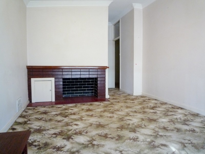 12 Ward Crescent, Kelmscott WA 6111