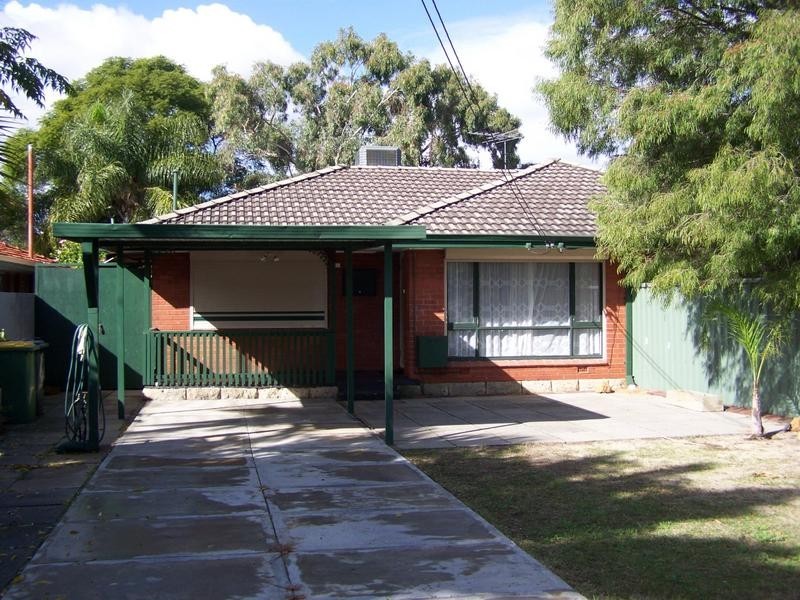 66 Westfield Road, Kelmscott WA 6111