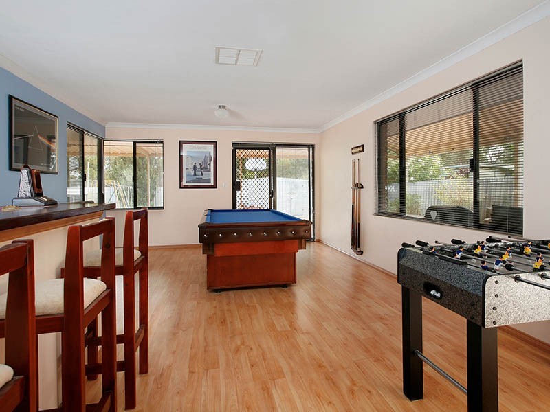 20 Wakehurst Place, Kelmscott WA 6111