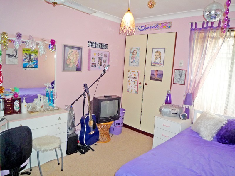 20 Wakehurst Place, Kelmscott WA 6111