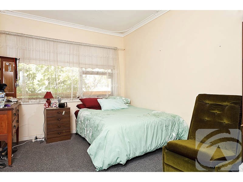 10 Herriard Road, Armadale WA 6112