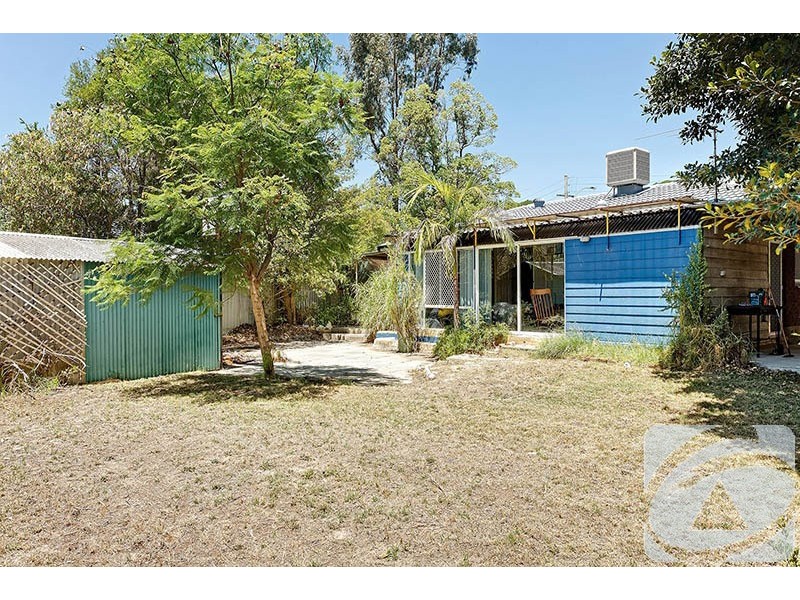 10 Herriard Road, Armadale WA 6112