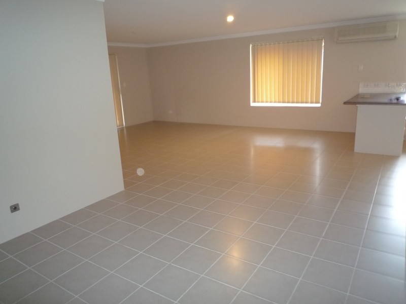 30 Larsen Road, Byford WA 6122