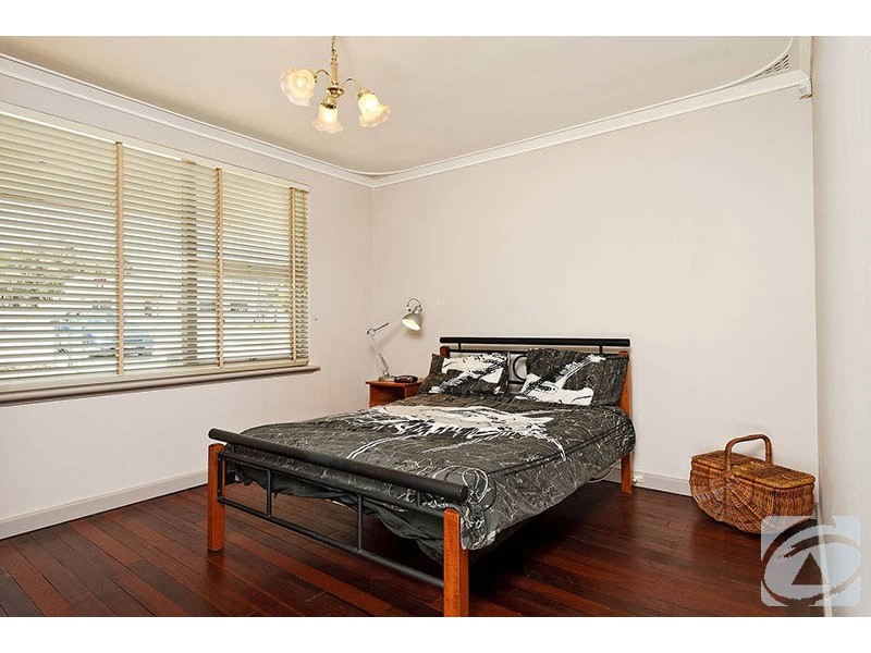 495 Green Avenue, Armadale WA 6112