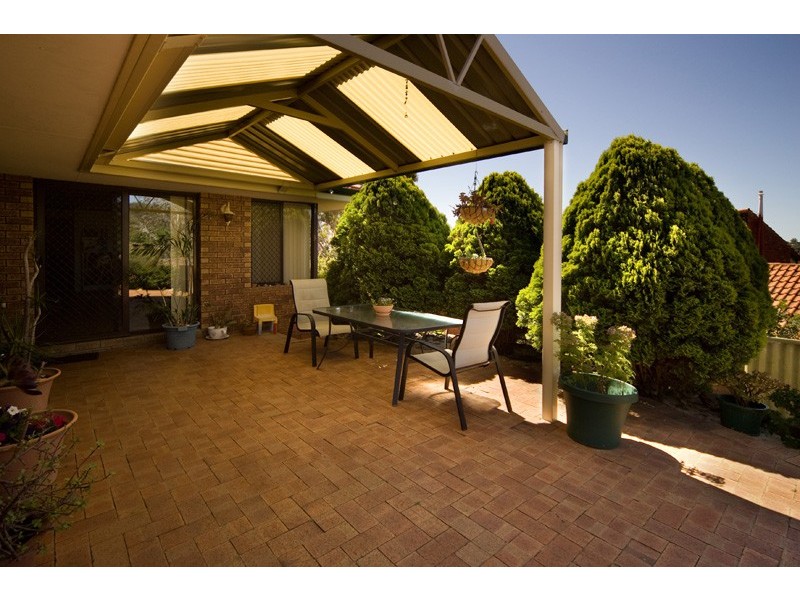 1 Jasper Place, Mount Richon WA 6112