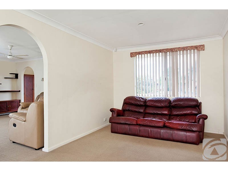 39 Redtingle Road, Camillo WA 6111