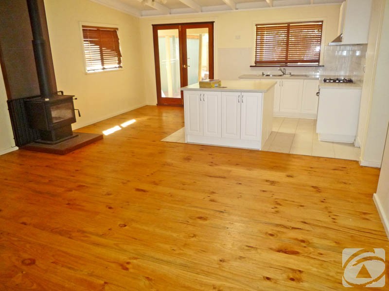 22 Grade Road, Kelmscott WA 6111