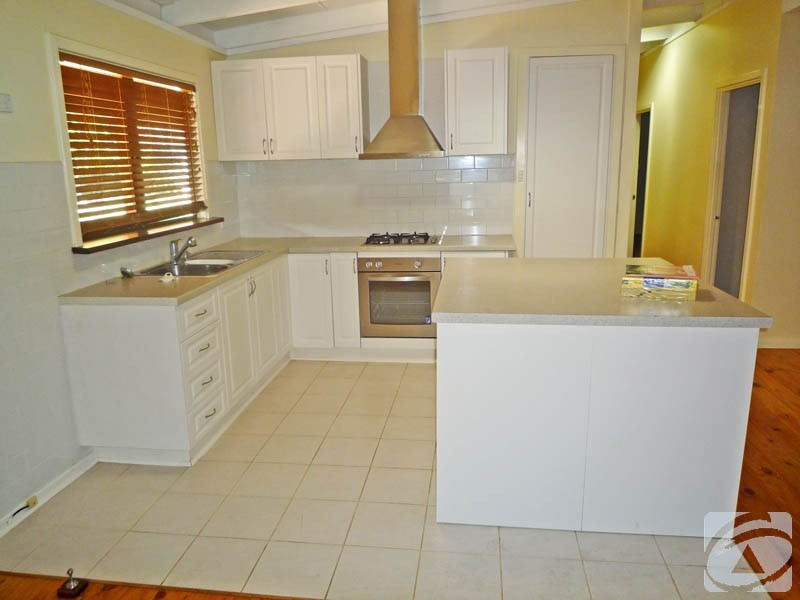 22 Grade Road, Kelmscott WA 6111