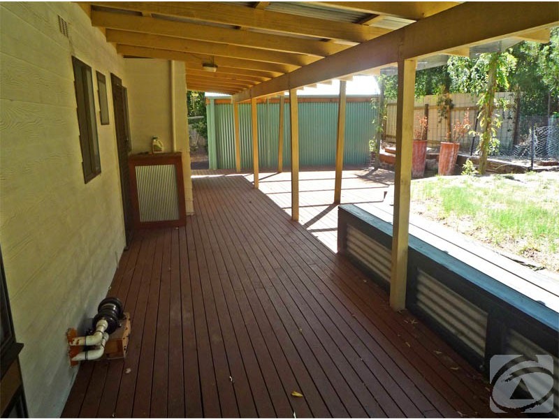 22 Grade Road, Kelmscott WA 6111