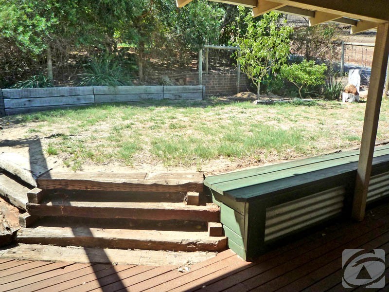 22 Grade Road, Kelmscott WA 6111