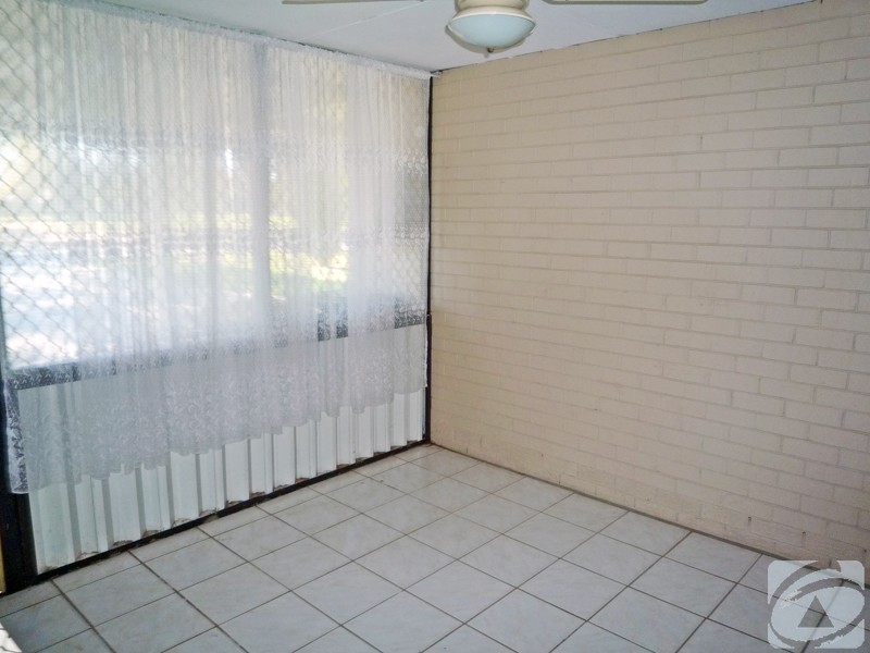 11 James Street, Armadale WA 6112