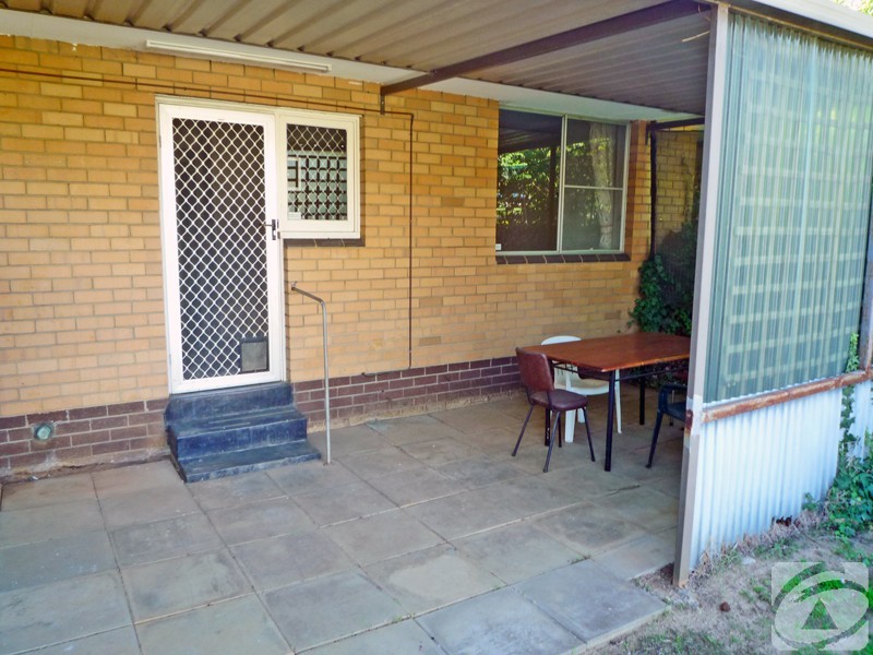 11 James Street, Armadale WA 6112