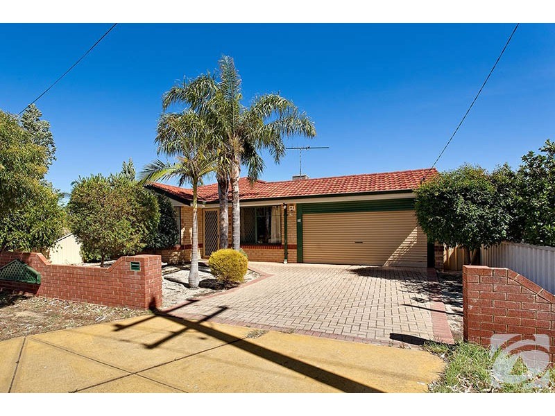 10 Santara Court, Seville Grove WA 6112