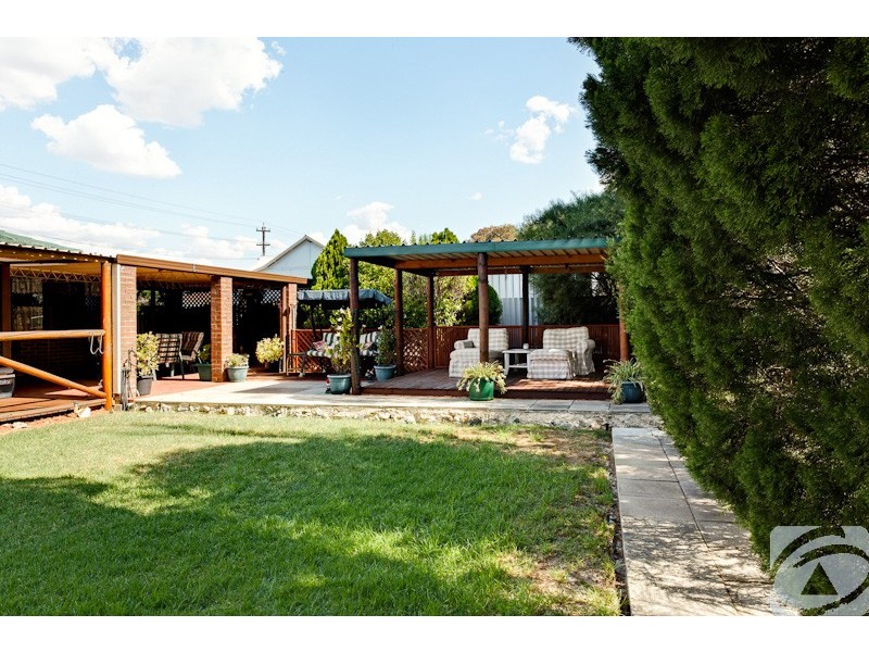 97 Westfield Road, Camillo WA 6111