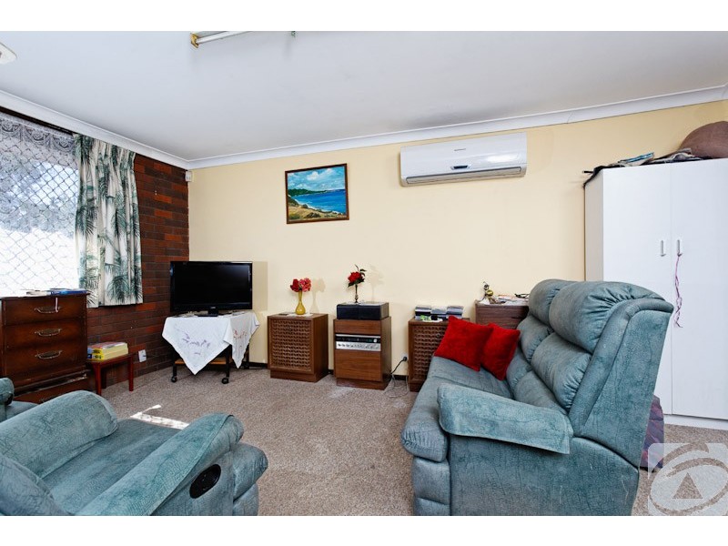 2 Hillman Court, Kelmscott WA 6111