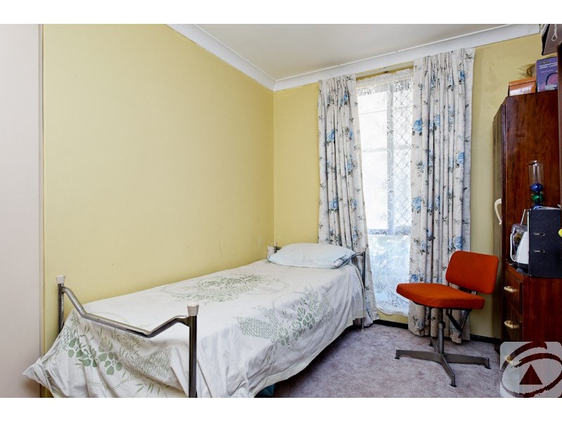 2 Hillman Court, Kelmscott WA 6111