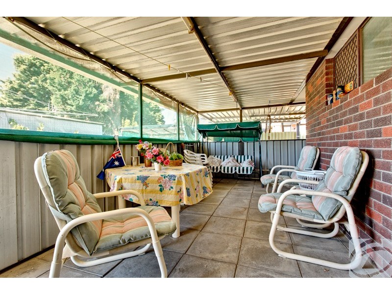 2 Hillman Court, Kelmscott WA 6111