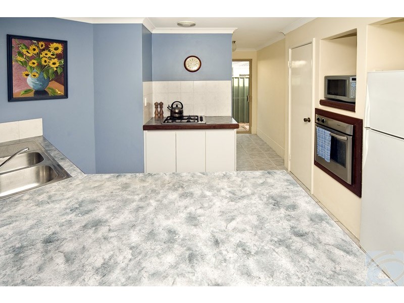 40 Feeney Gardens, High Wycombe WA 6057