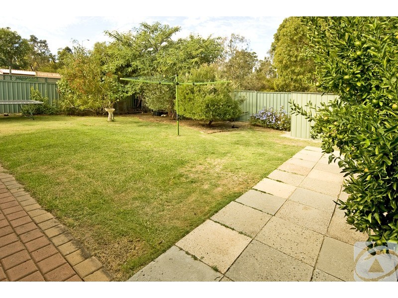 40 Feeney Gardens, High Wycombe WA 6057