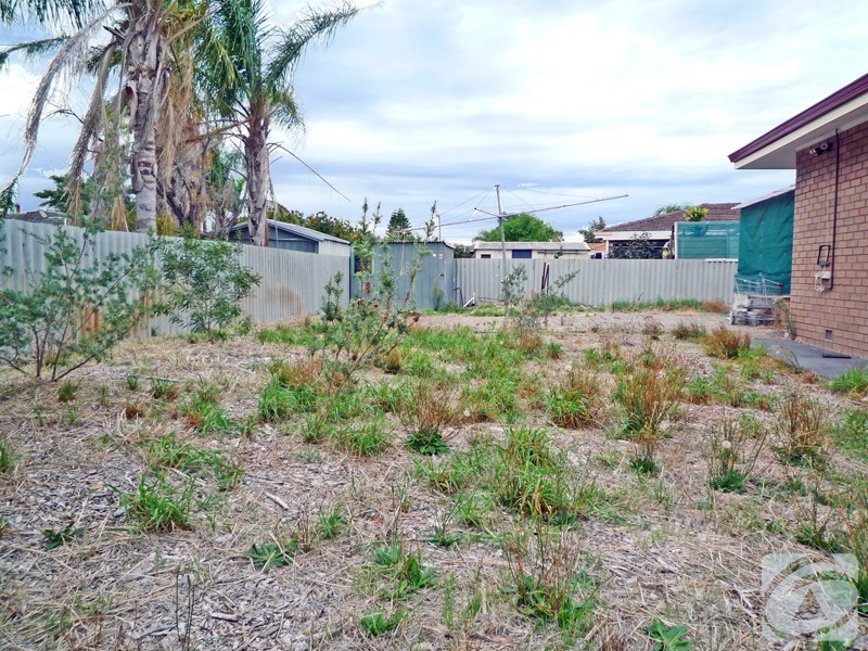 10 O’Sullivan Drive, Camillo WA 6111