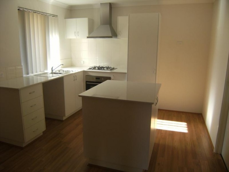 10/309 Railway Ave, Armadale WA 6112