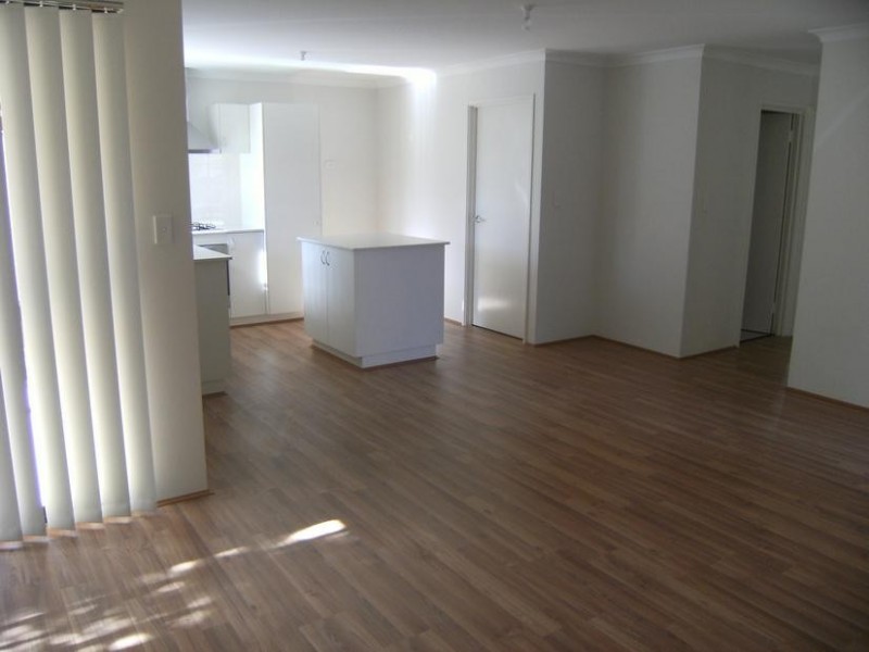 10/309 Railway Ave, Armadale WA 6112