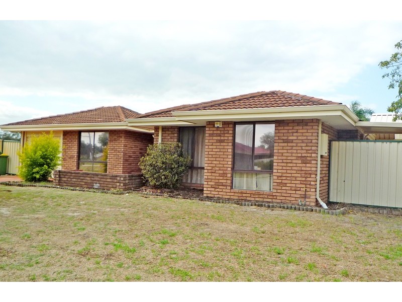 9 Ivanhoe Way, Camillo WA 6111