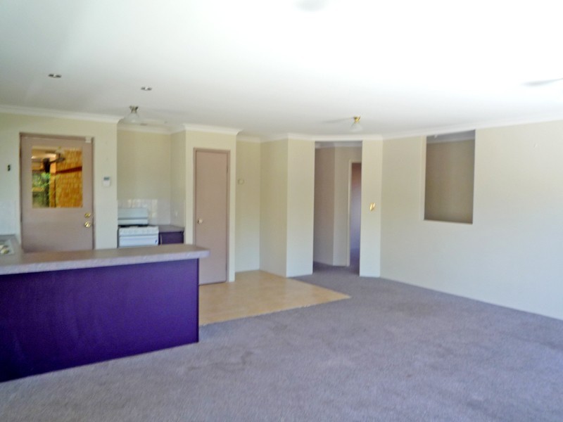 72 Lauterbach Drive, Gosnells WA 6110