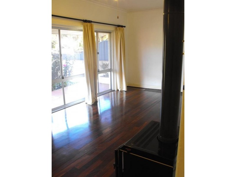 12 Bone St, St James WA 6102