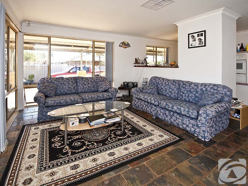 5 Darling Court, Maddington WA 6109