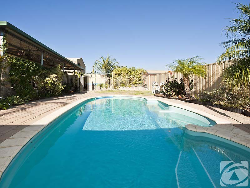 5 Darling Court, Maddington WA 6109