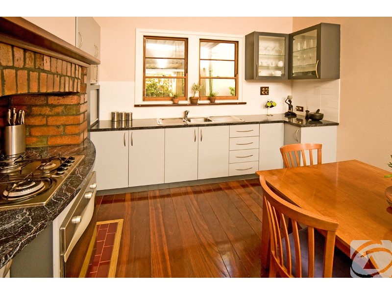 9 Forrest Road, Armadale WA 6112