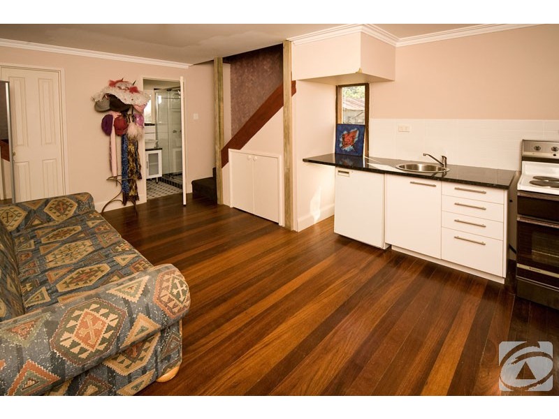 9 Forrest Road, Armadale WA 6112