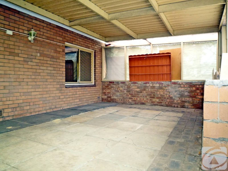 10 O’Sullivan Drive, Camillo WA 6111