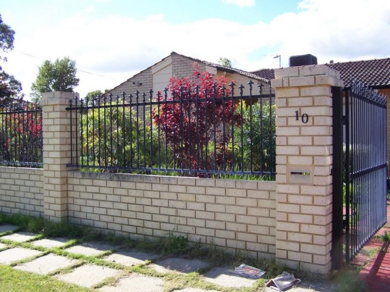 10 Malu Crt, Camillo WA 6111