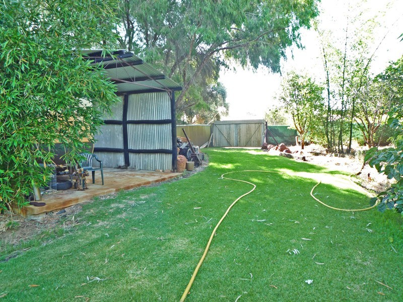 45 Merrifield Avenue, Kelmscott WA 6111