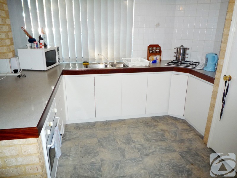 4a Moondyne Court, Seville Grove WA 6112