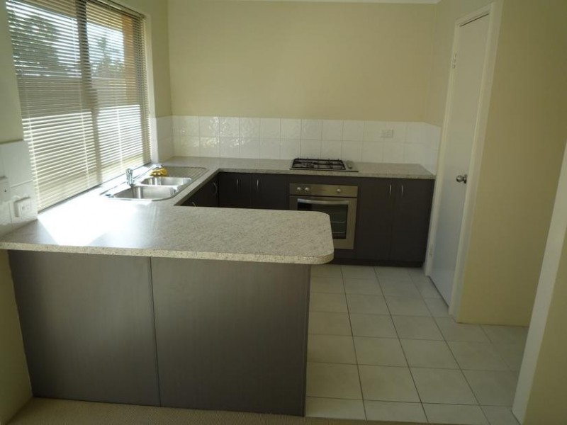 12/51 Third Ave, Kelmscott WA 6111