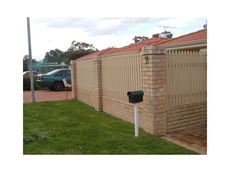 7 Hedley Place, Bentley WA 6102