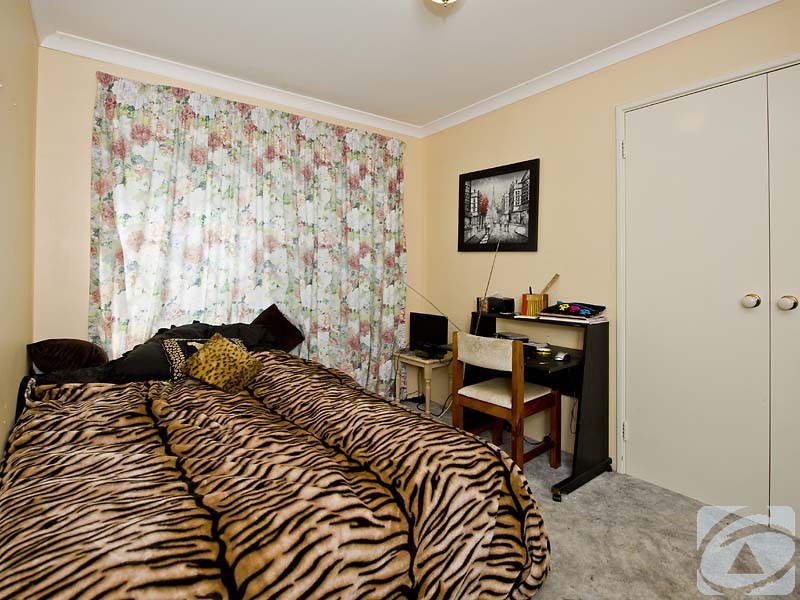 1a Saddlers Retreat, Kelmscott WA 6111
