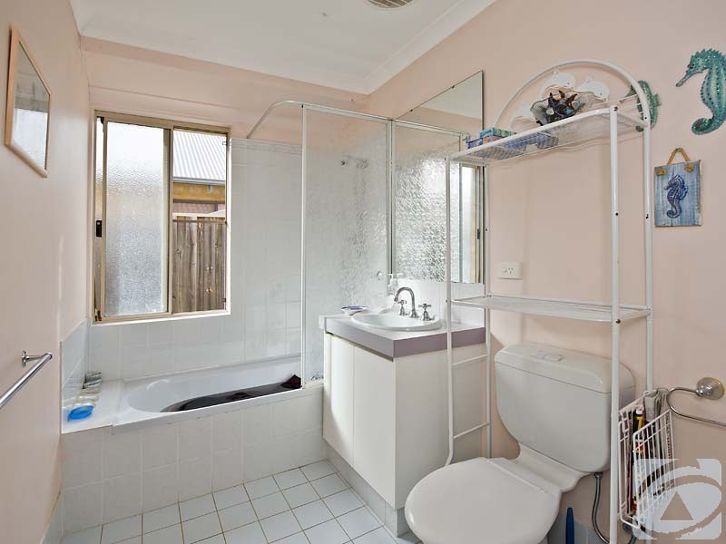 1a Saddlers Retreat, Kelmscott WA 6111