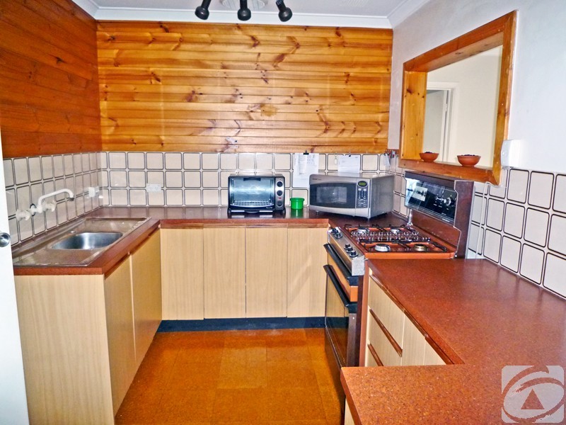 46 Banyard Avenue, Kelmscott WA 6111