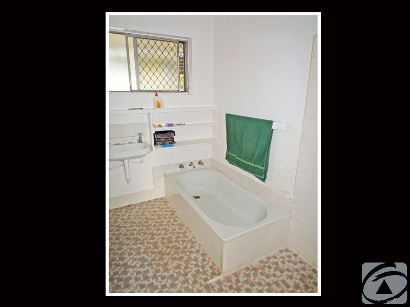 46 Banyard Avenue, Kelmscott WA 6111