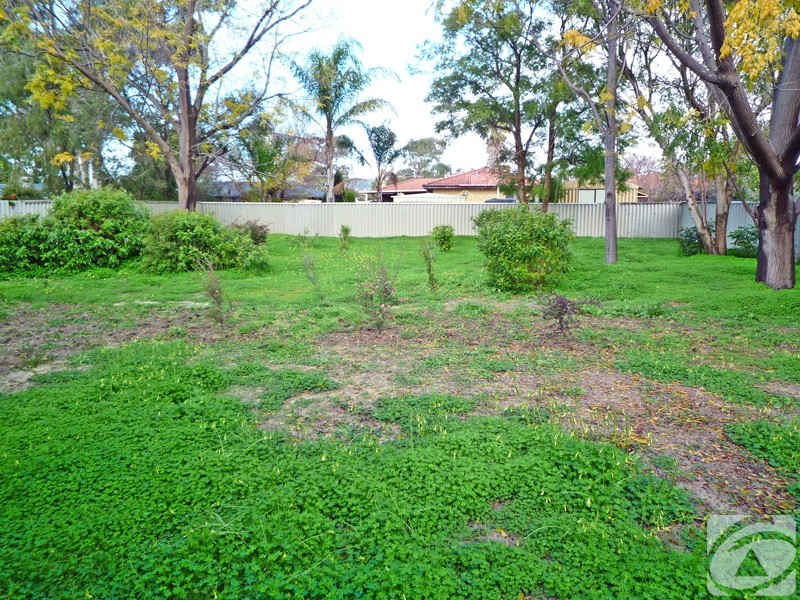 46 Banyard Avenue, Kelmscott WA 6111